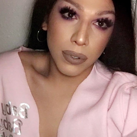 Meet your Posher, Bailey - Picture 3 of 3